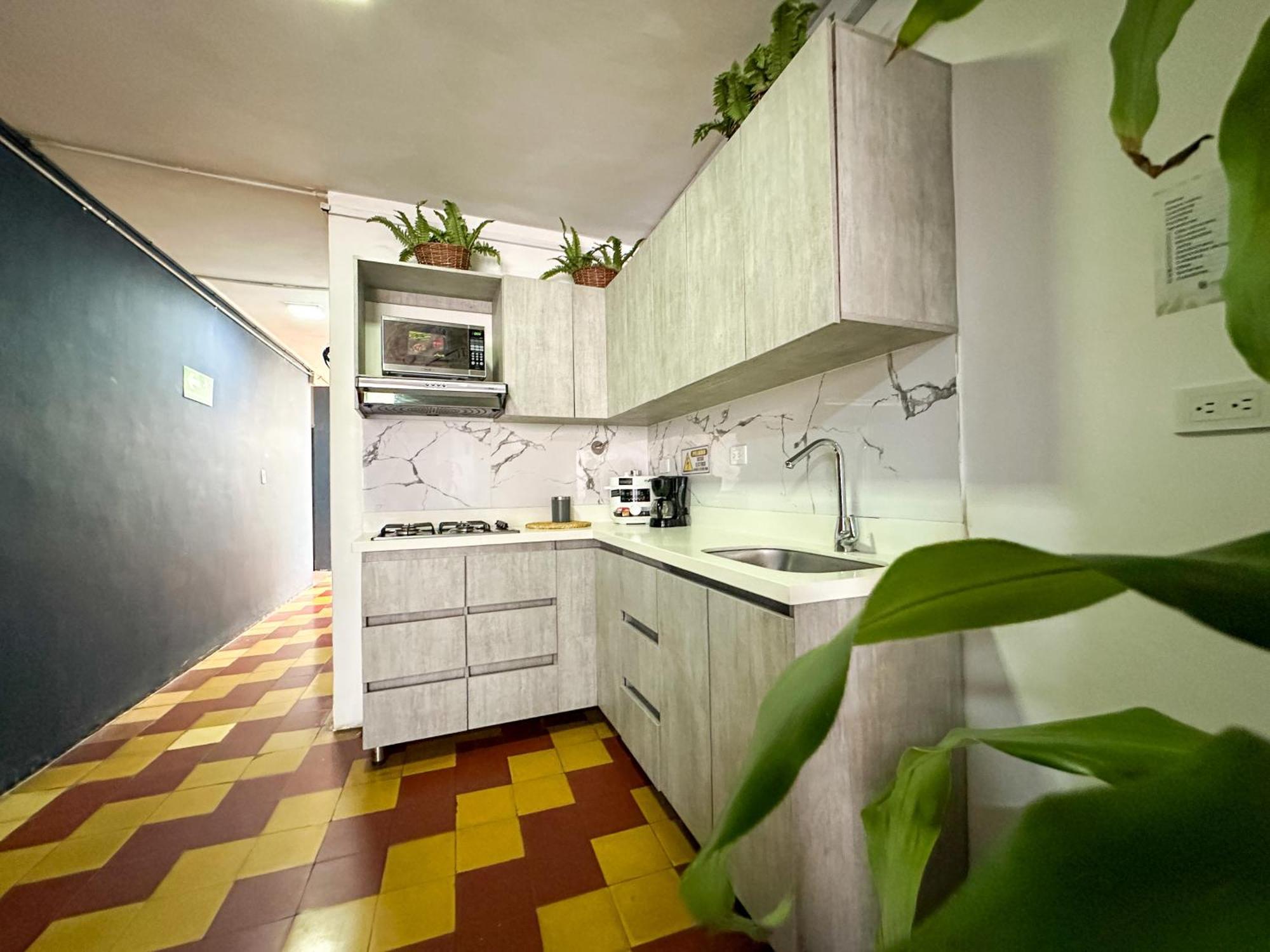 Casa Encanto, Apartamento - Habitaciones, Laureles-America メデジン エクステリア 写真